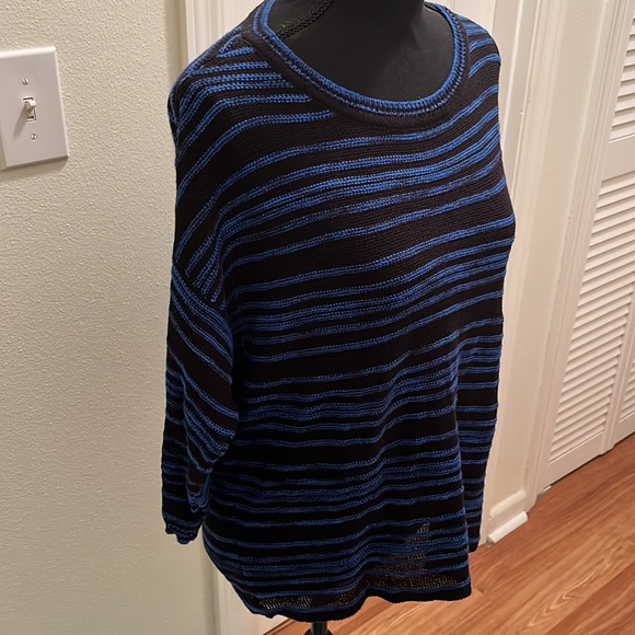 Weekends by Chico’s drop shoulder sweater - Picture 4 of 5